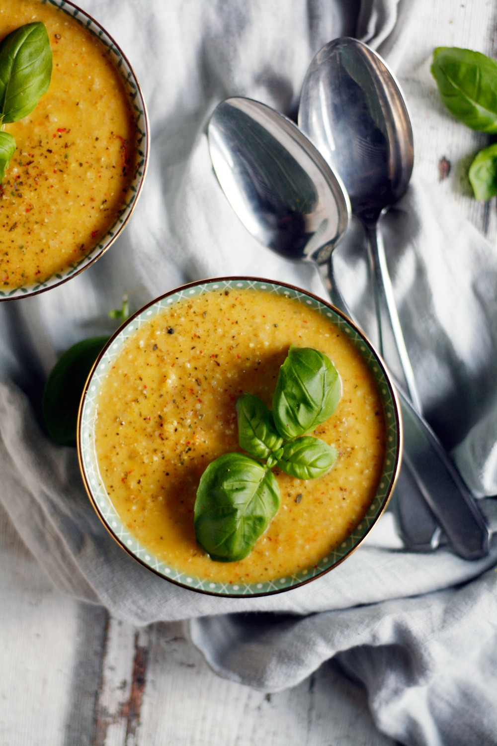 Cremige Grünkernsuppe mit Kokosmilch - ein Grünkernrezept