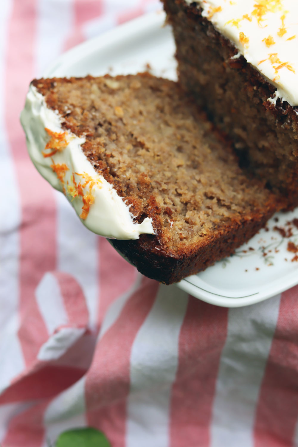 Kürbiskuchen-mit-Walnüssen-und-Zimt-2 - naschenmitdererdbeerqueen.de