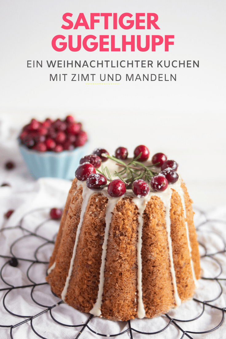 Rezept safiger Gugelhupf mit Zimt und Mandeln. Ein einfacher Rührkuchen mit Mandeln. Gugelhupf für Weihnachten #weihnachtskuchen #rührkuchen #gugelhupf #foodstyling