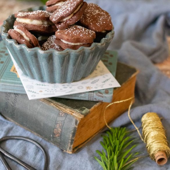 Vegane Weihnachtsplätzchen mit Füllung 1 Vegane Plätzchen. Vegane Weihnachtsplätzchen mit Füllung ein super Weihnachsrezept für die Weihnachtsbäckerei.