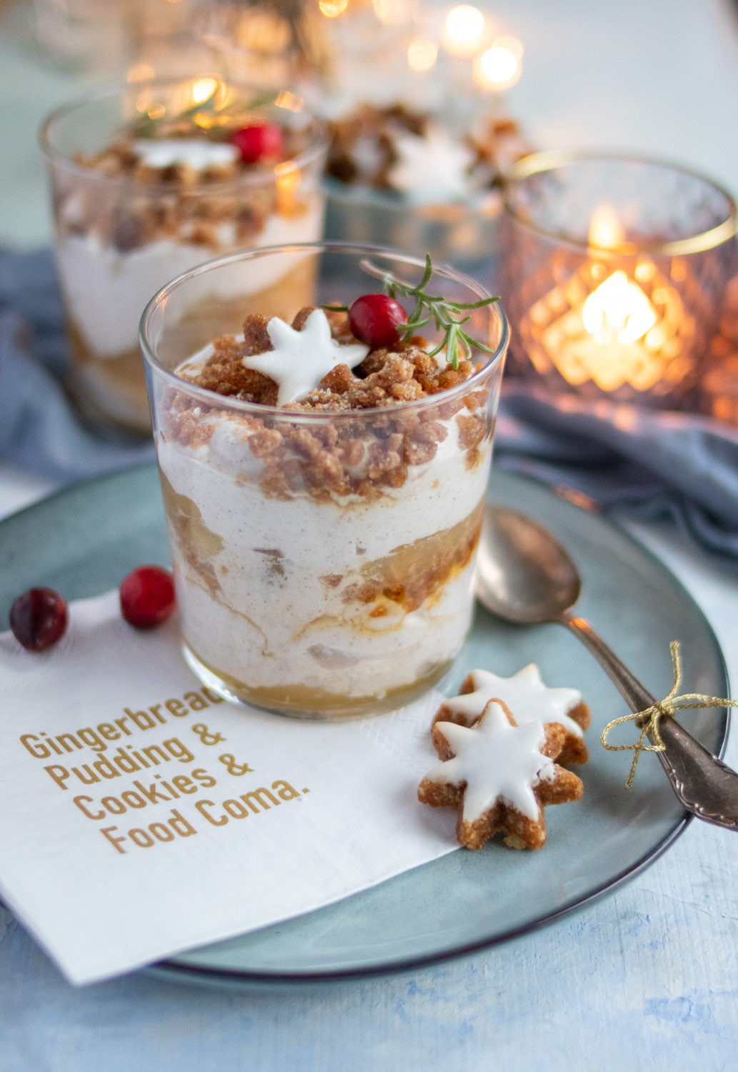 Zimtdessert mit Apfelkompott