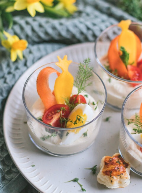 Quarkstollen-mit-Mandeln-und-Aprikosen - naschenmitdererdbeerqueen.de